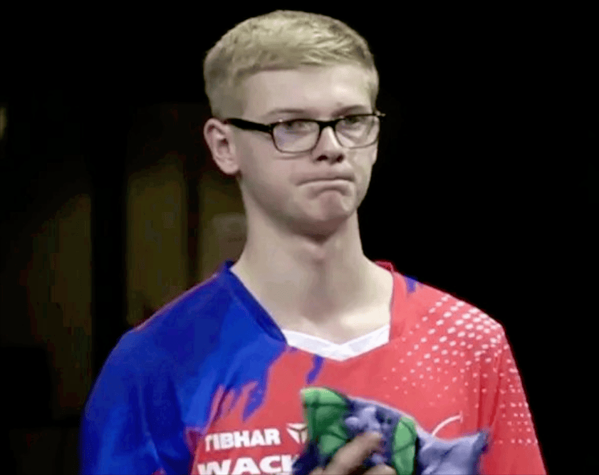 而反观中国 而反观中国